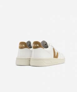 Veja V10 Leather Extra White Camel