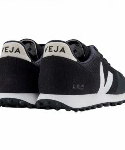 Veja SDU RT B Mesh Black Natural Vegan Trainers Mens