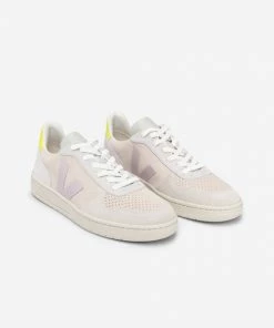Veja Women V-10 Suede Trainers - Multico/Sable/Parme