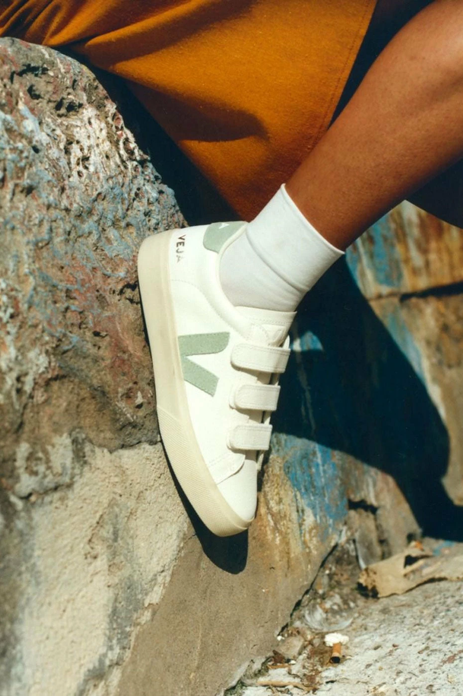 Veja Extra White Matcha Recife Logo Trainers Womens