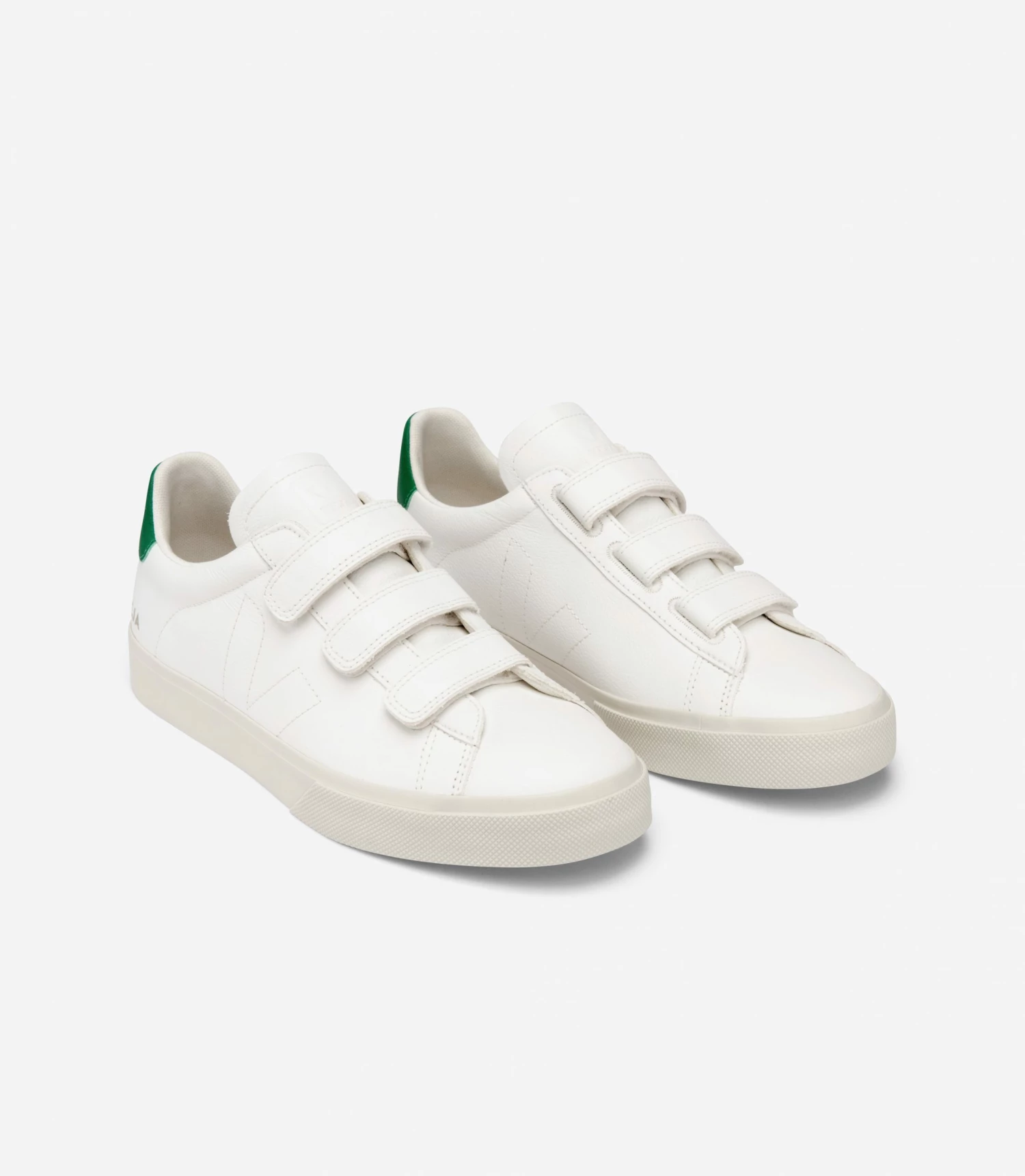 Veja Recife Chromefree Extra White Emeraude Shoes