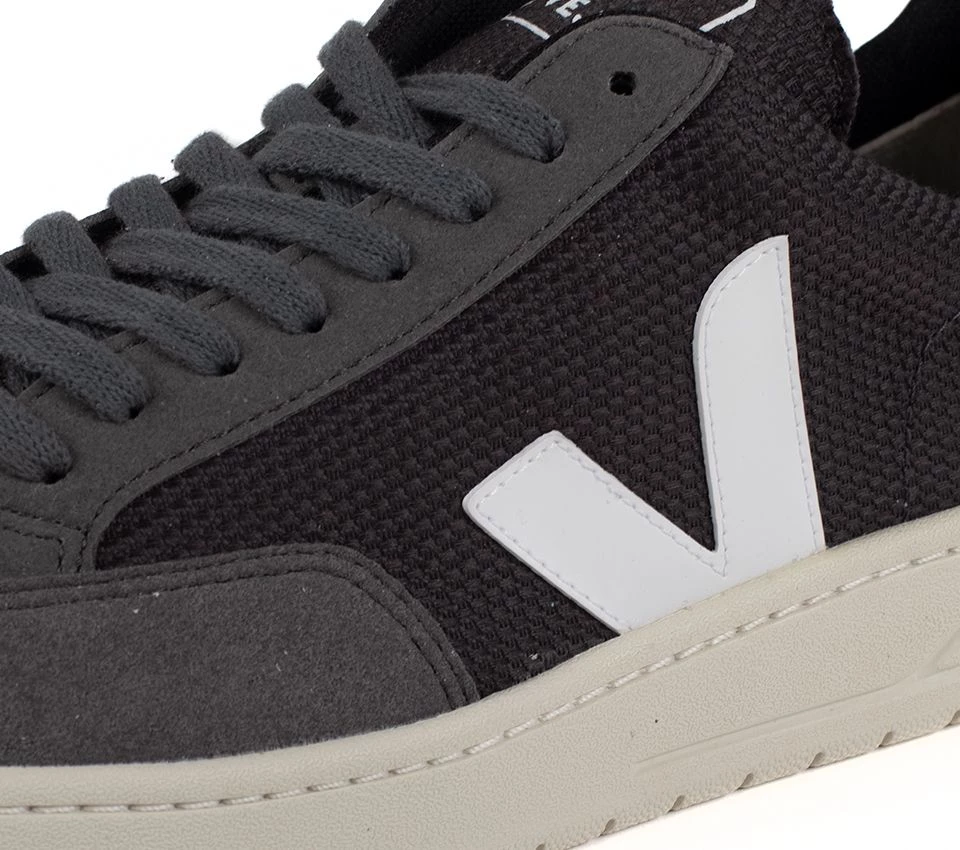 Veja V-12 Mesh Sneaker Grafite & White