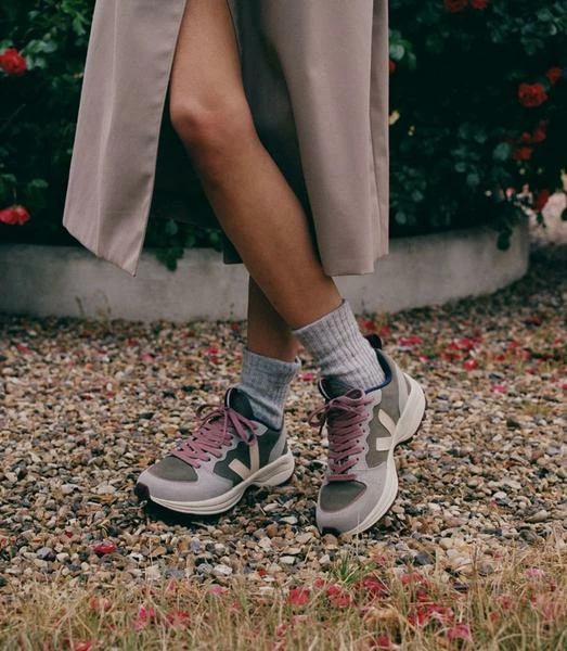 Veja Women Venturi Suede Trainers Kaki Sable Oxford