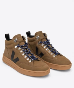 Veja Roraima Nubuck Trainers Tent/Black