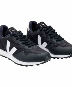 Veja SDU RT Black Natural Vegan Trainers