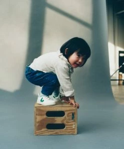 Veja V 10 Kid Velcro Shoes