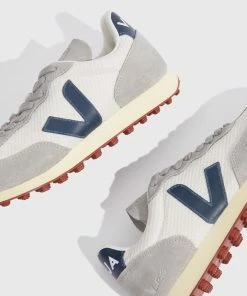 Veja Gray Gravel Nautico and Oxford Rio Branco Hexamesh Shoes