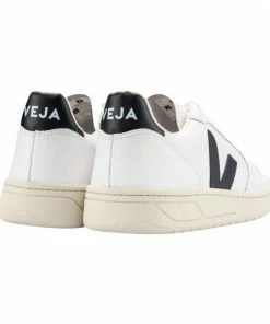 Veja V 10 Leather Extra White Black Trainers Mens