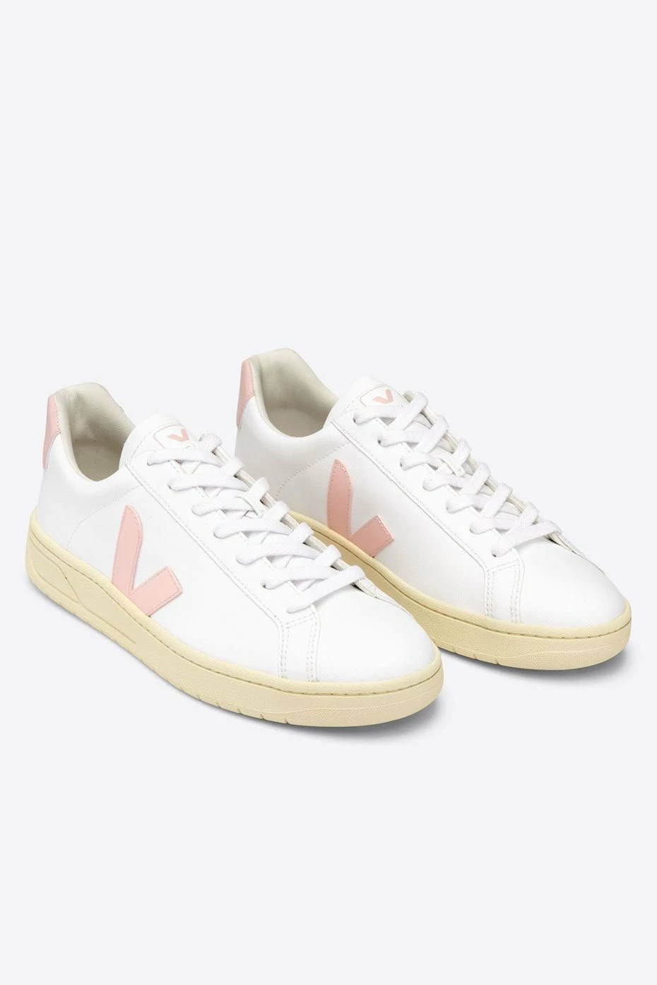 Veja White Petale Butter Urca Cwl Trainer Womens