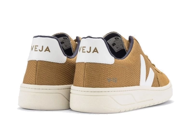 Veja Veja V-12 Mesh Sneaker Tent & White