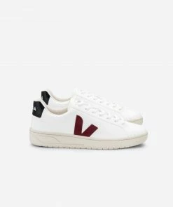 Veja Urca CWL White Marsala Black Sneaker