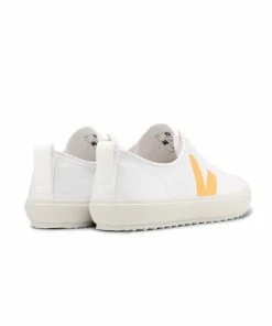 Veja Nova Canvas Trainers - White Ouro