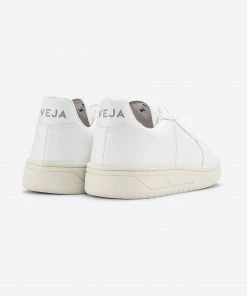 Veja V 10 Leather Trainer Mens(More colours available)