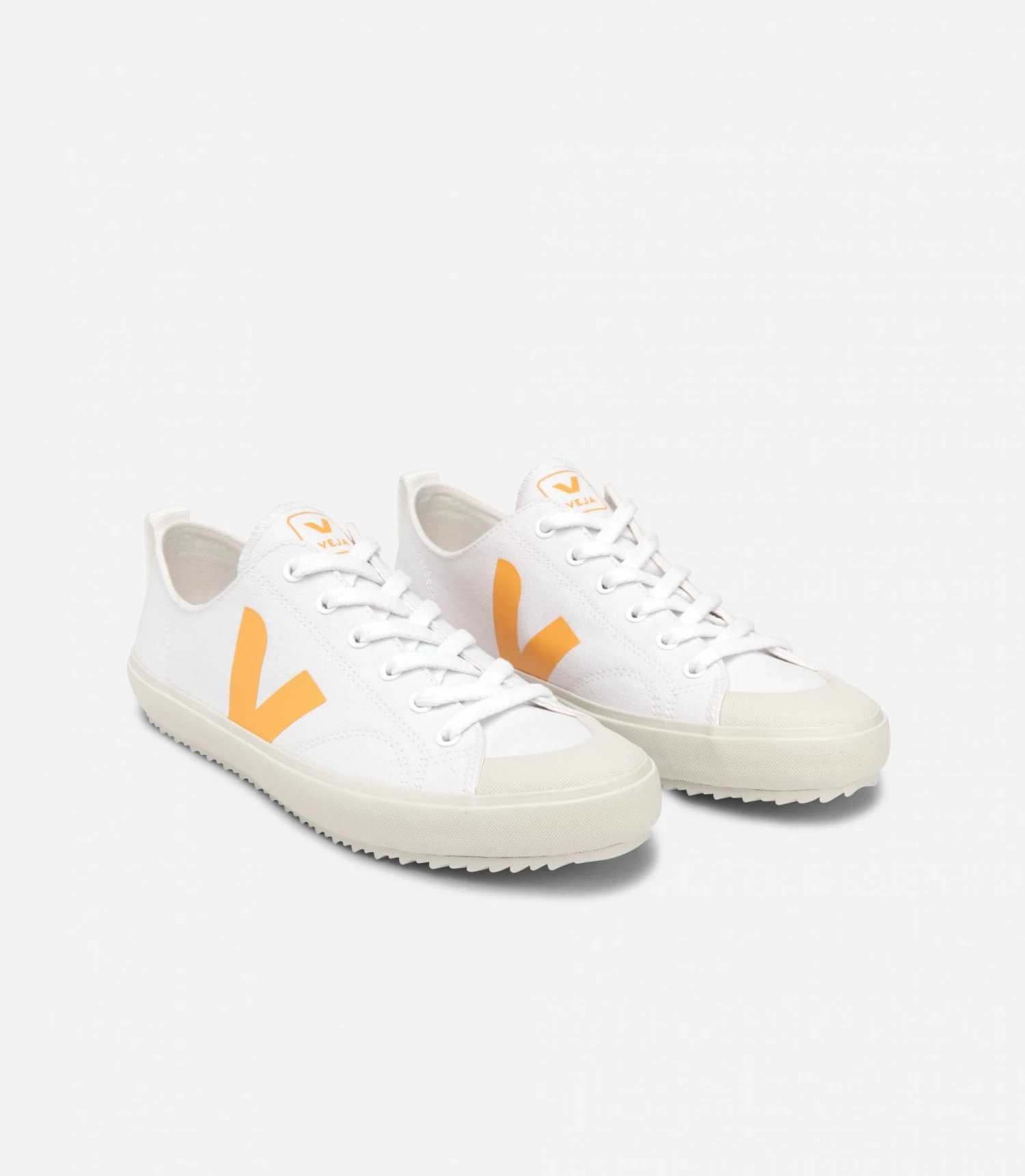 Veja Nova Canvas White Ouro