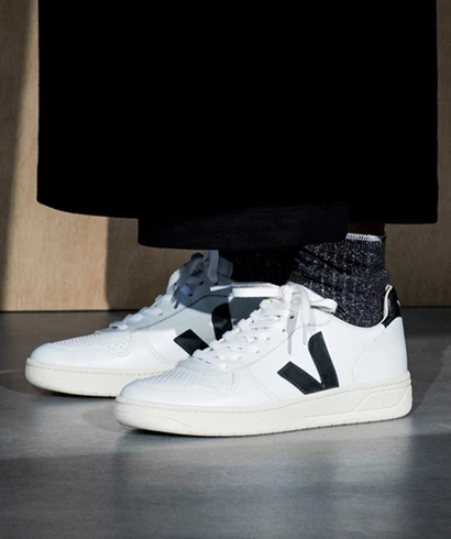 Veja V-10 Extra White Black Sneakers Woman