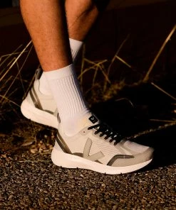 Veja Grey Condor Natural Sneakers