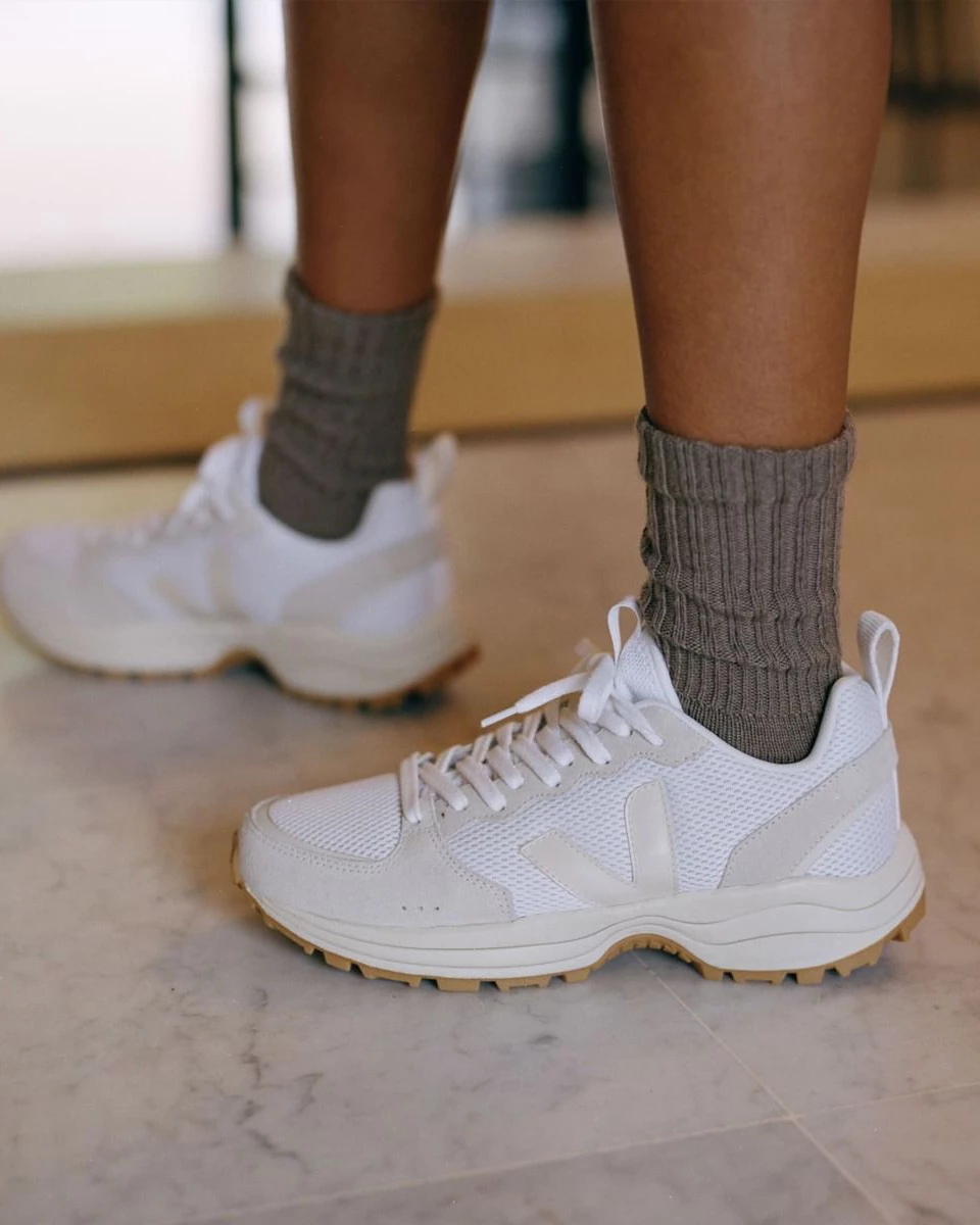 Veja White Pierre Natural Venturi Alveomesh Shoes