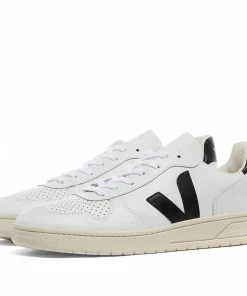 Veja Veja V-10 Leather Sneaker White & Black