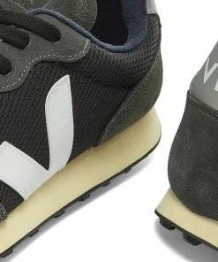 Veja Veja Rio Branco Vintage Runner Black, White & Grey