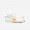 Veja Nova Canvas White Ouro