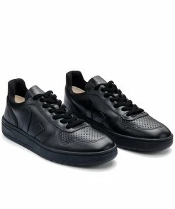 Veja V-10 CWL Trainers Black Black