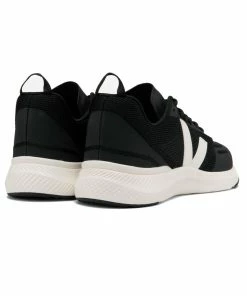 Veja Impala black cream