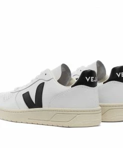 Veja Veja V-10 Leather Sneaker White & Black