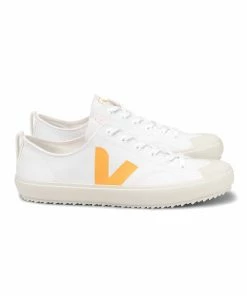 Veja Nova Canvas Trainers - White Ouro
