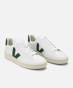 Veja Extra White Leather V12 Cyprus Sneaker