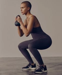 Veja Impala black cream